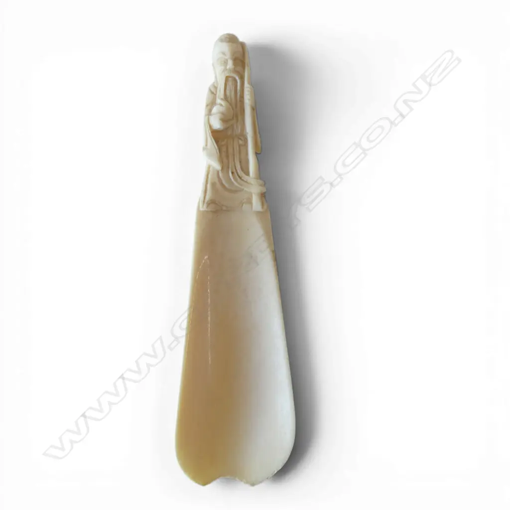 IVORY SHOE LAST w. CARVED CHINESE SAGE HANDLE L.145mm FAULT Image 1++