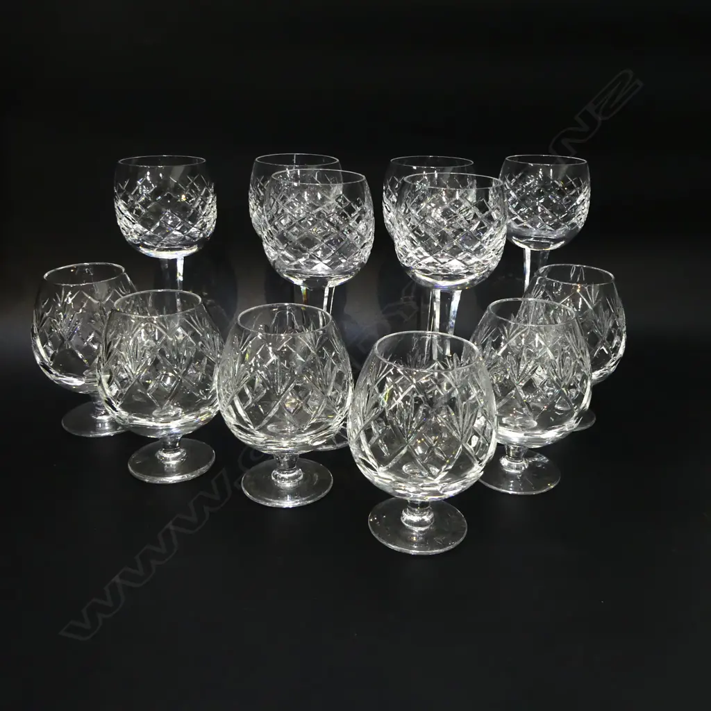 6 CRYSTAL HOCK GLASSES + 6 BRANDY BALLOONS Image 1++