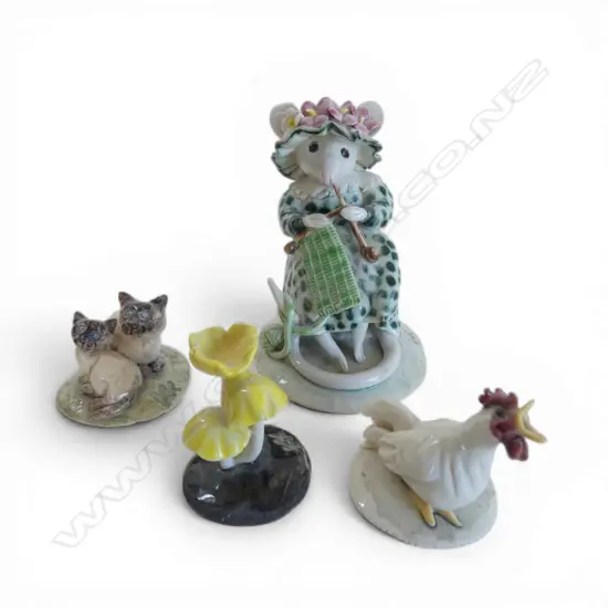 4 KAREN KENNEDY FIGURINES, NZ STUDIO PORCELAIN, H.25-70mm