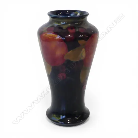 MOORCROFT POMEGRANATE VASE H.185mm