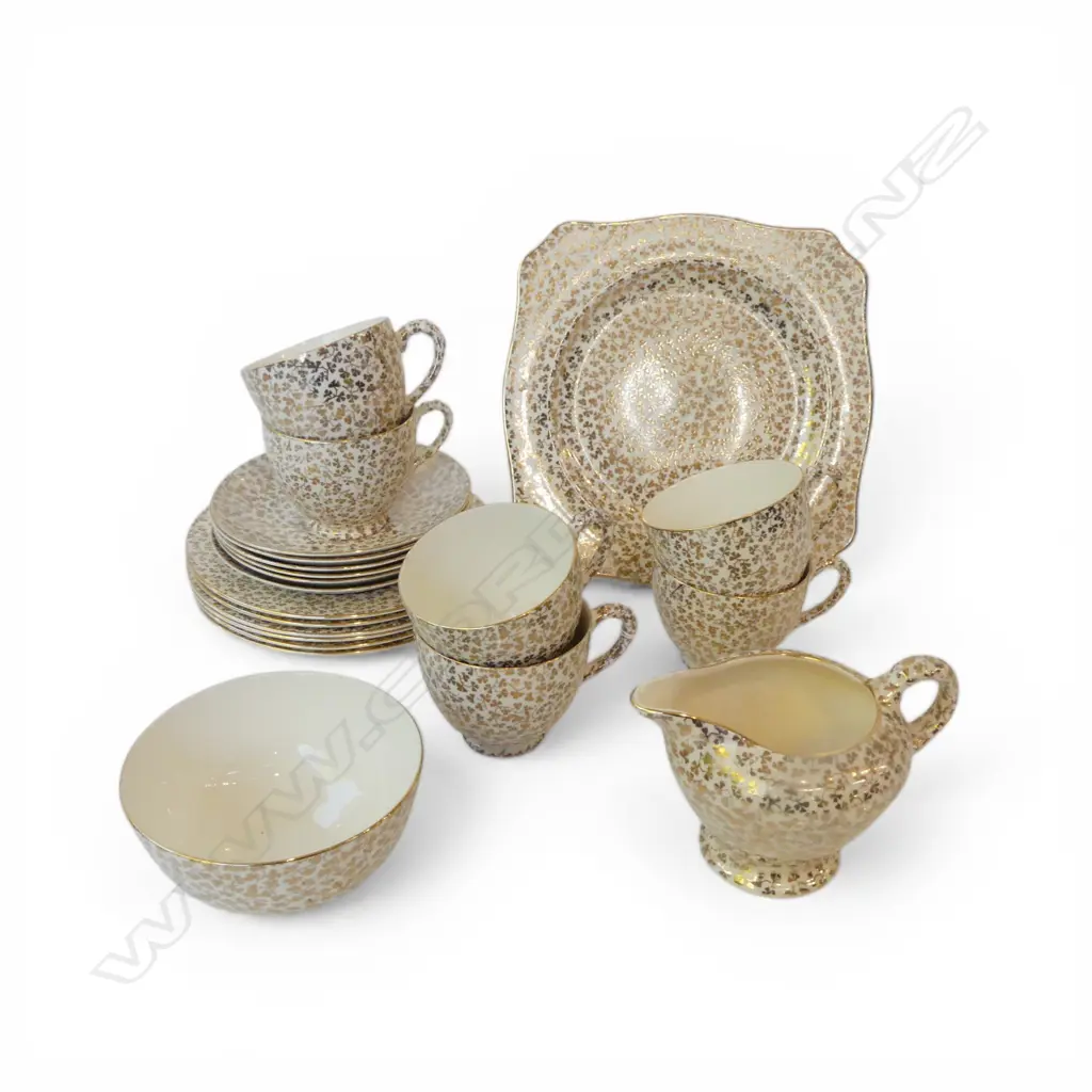 21 PCE. GILDED ENGLISH EMPURE TEA WARE  Image 1++