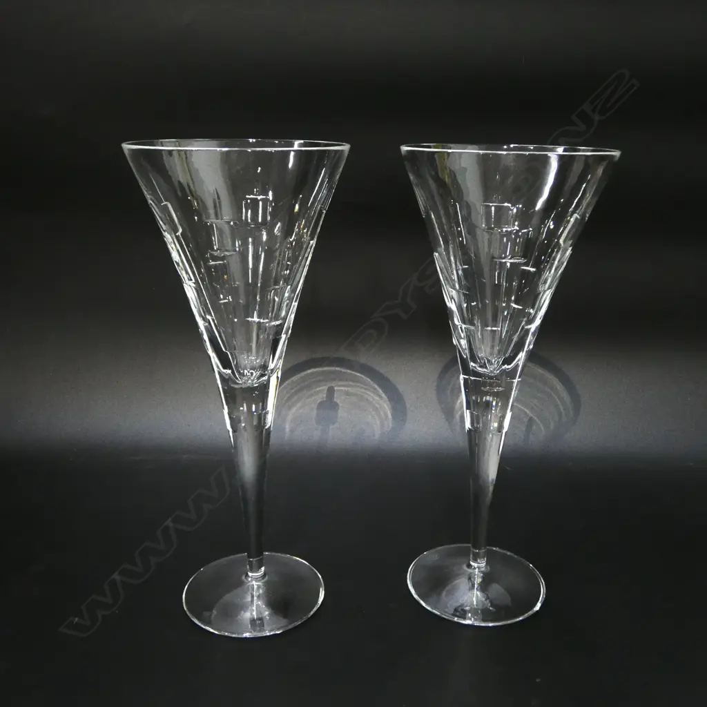 2 AS NEW BOXED R/DOULTON CRYSTAL CHAMPAGNE FLUTES Image 1++
