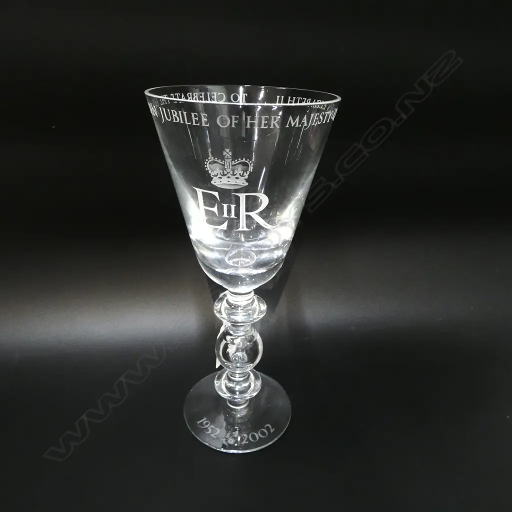 QUALITY LGE QEII COMMEMORATIVE GOBLET 1952-2002 Jubilee. Finely engraved. H.225mm Image 1++