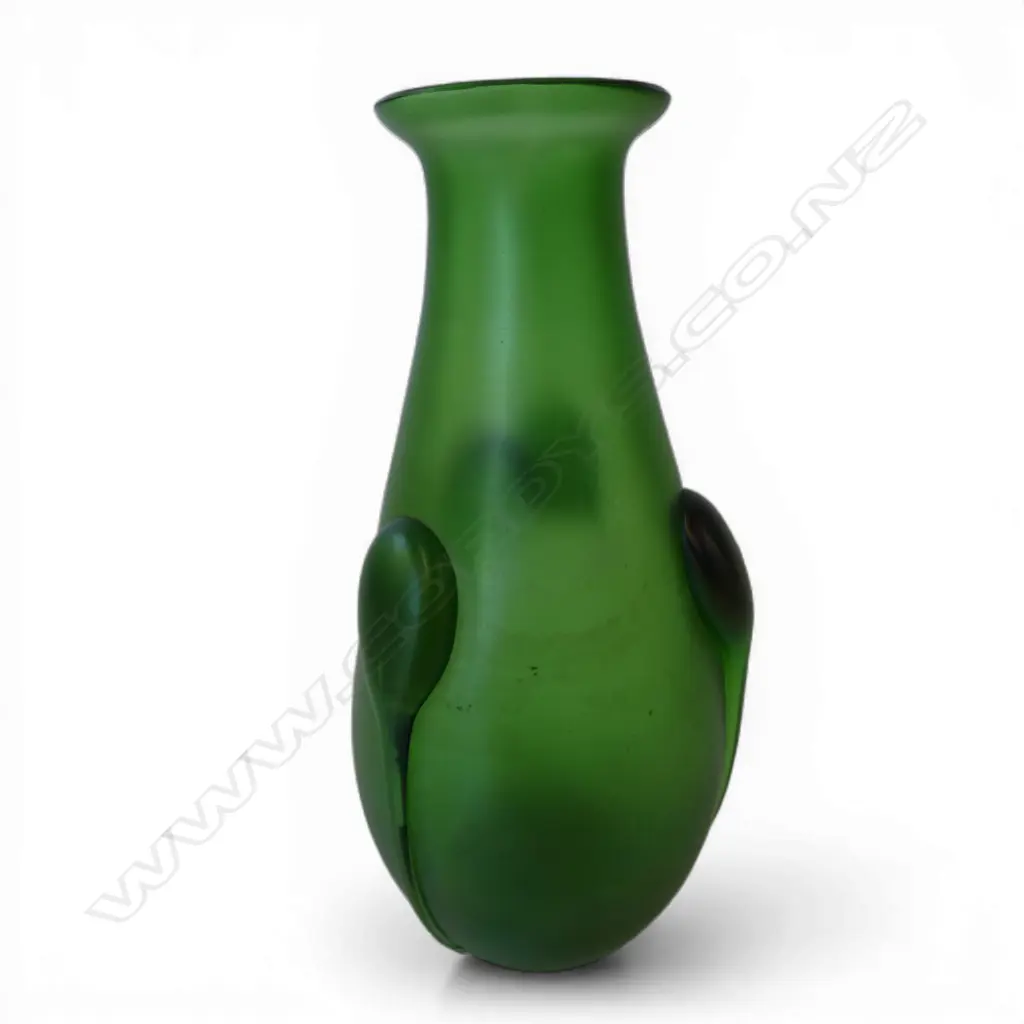 ART NOUVEAU 'LOETZ' GREEN ART GLASS VASE with tadpole design, loss to tadpole tail H.165mm Image 1++