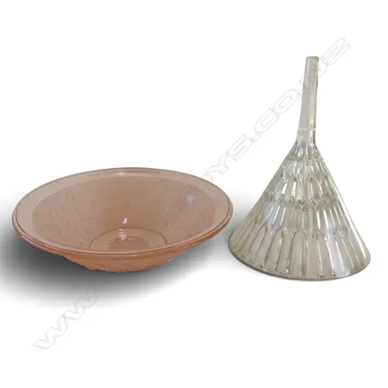 PINK DECO GLASS ROSE BOWL 290mm dia chip + FUNNEL