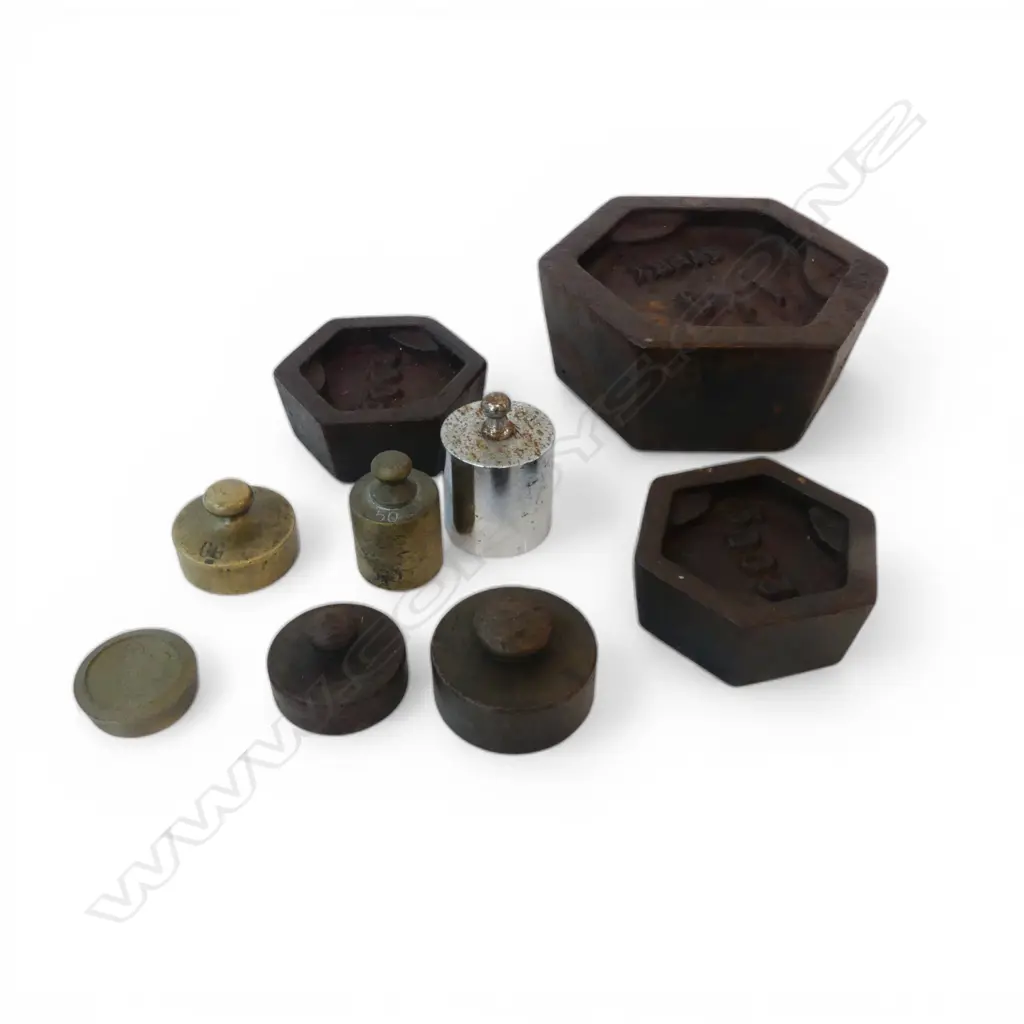 ASST. SCALE WEIGHTS Image 1++