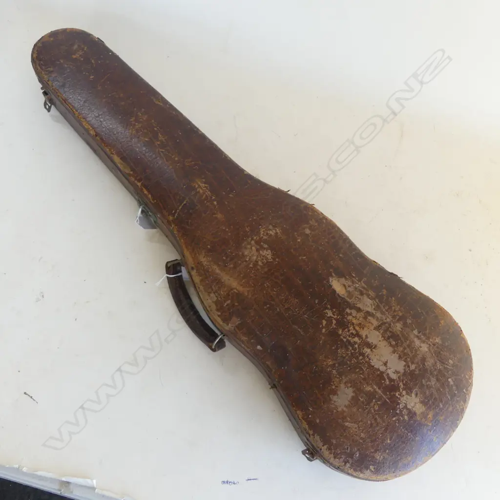 VINTAGE CASED VIOLIN & BOW L800MM Image 1++