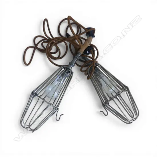 PR INDUSTRIAL STYLE PENDANT LIGHTS with hooks L.490mm