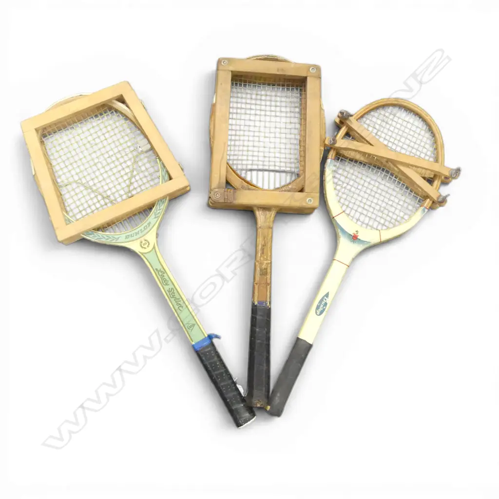 3 VINTAGE TENNIS RACKETS Image 1++