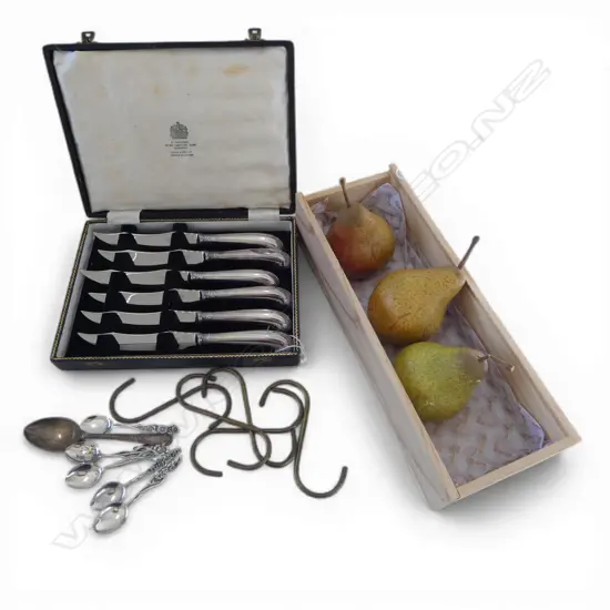 CASED SET OF MAPIN WEBB STEAK KNIVES & BOX MISC HOOKS PEARS EP ETC