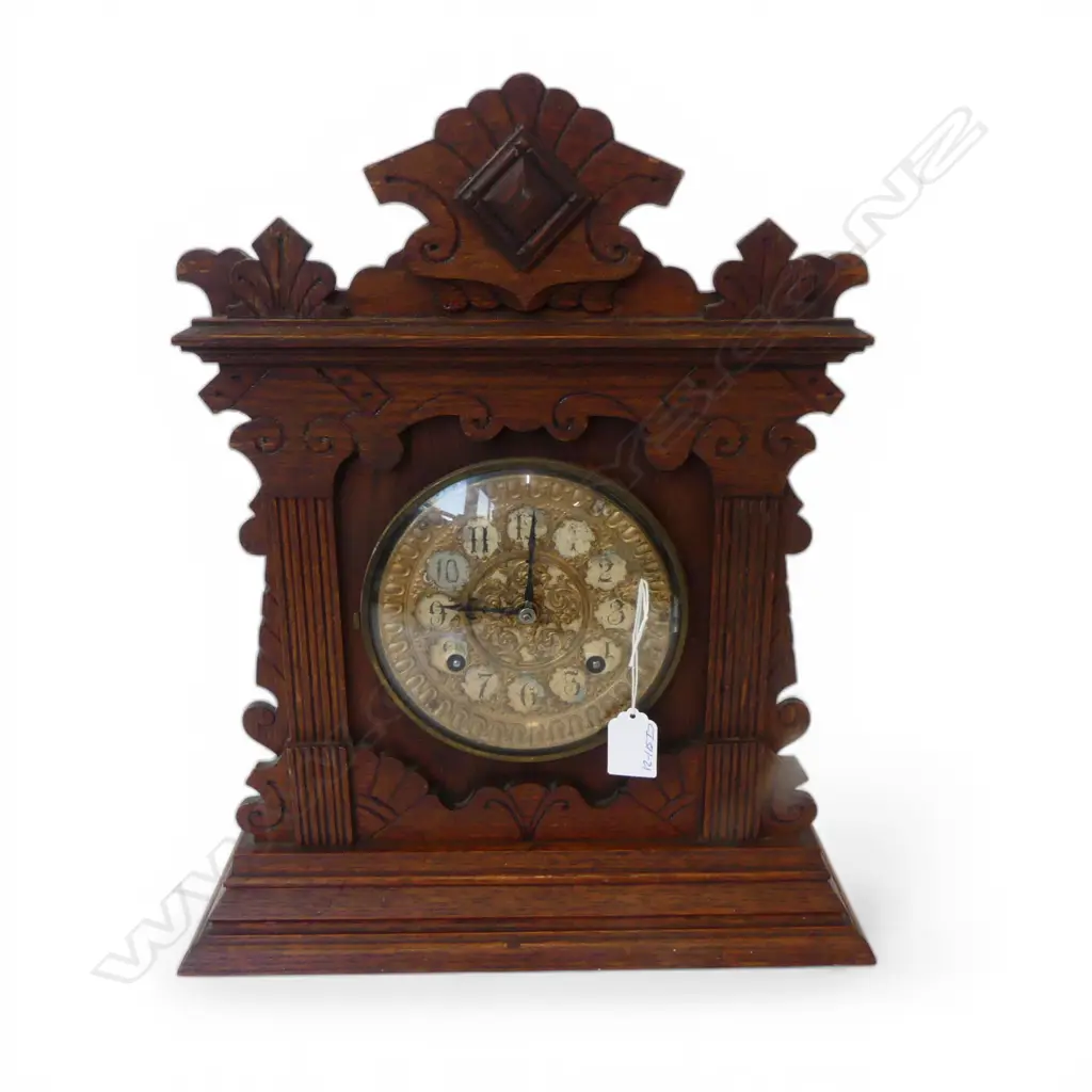 c.1900 AMERICAN WALNUT MANTLE CLOCK. H.420mm Image 1++