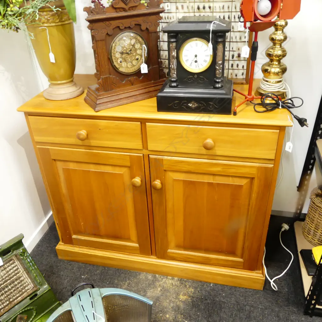 KAURI CABINET 1040x445x855mm Image 1++