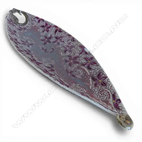 KEUM SUN LEE FISH SHAPED DISH w FLOWER DECORATION, L.470mm chip to rim