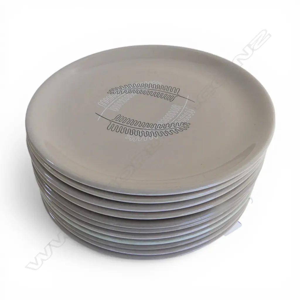 11 CROWN LYNN 'REFLECTIONS' 1959 SUPER VITRIFIED PLATES Dia.230mm Image 1++