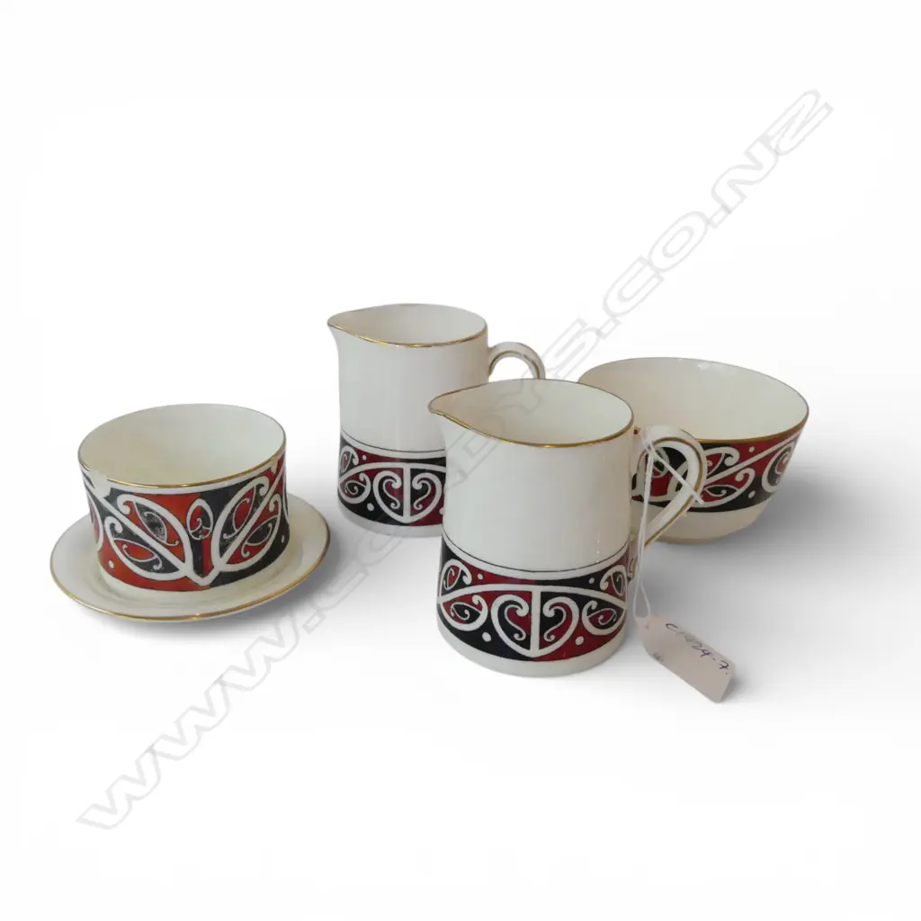 Royal Doulton 'Māori Art' 2 milk jugs & 2 sugar bowls: 1 chipped & 1 w hairline crack printed marks to base Image 1++