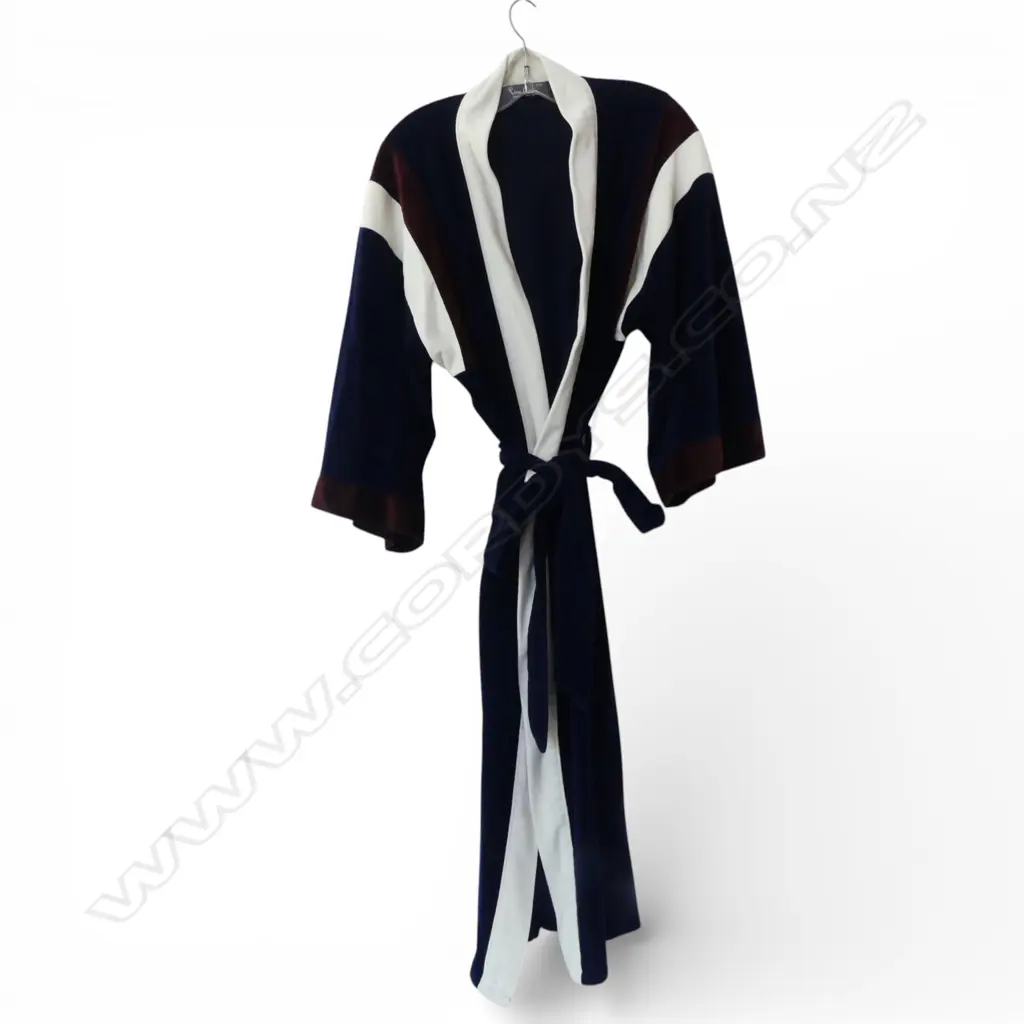PIERRE CARDIN ROBE Image 1++