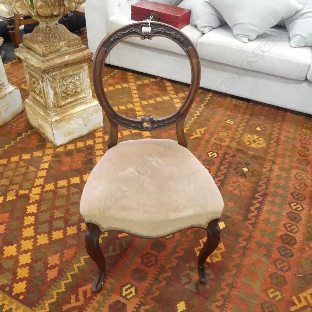 VICTORIAN BALLOON BACK DINING CHAIR Image 1++