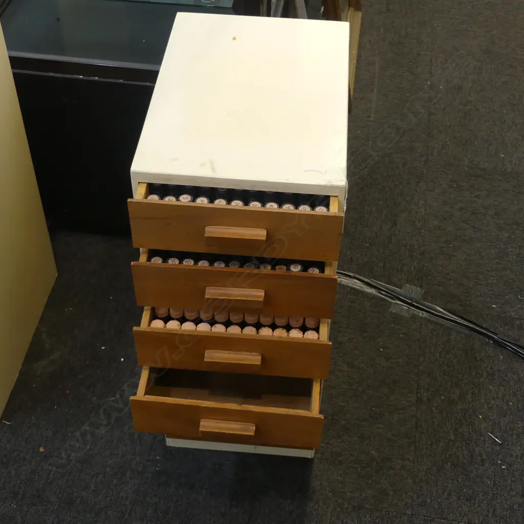 7 DRAWER CABINET H690MM & CONTENTS WATCH PARTS & WATCH TOOLS ETC Image 1++