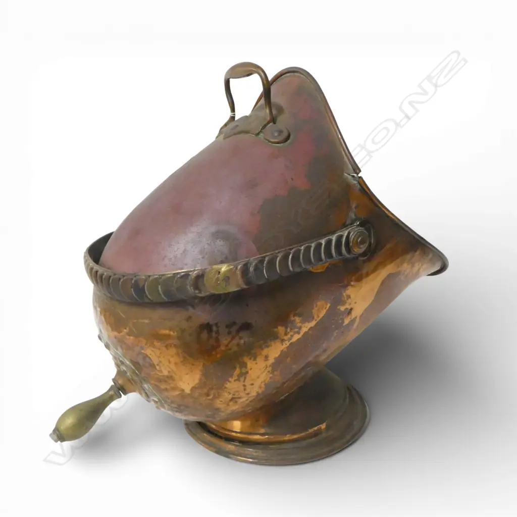 VICTORIAN COPPER HELMET  COAL SCUTTLE with handle as an armoured chin strap Image 1++