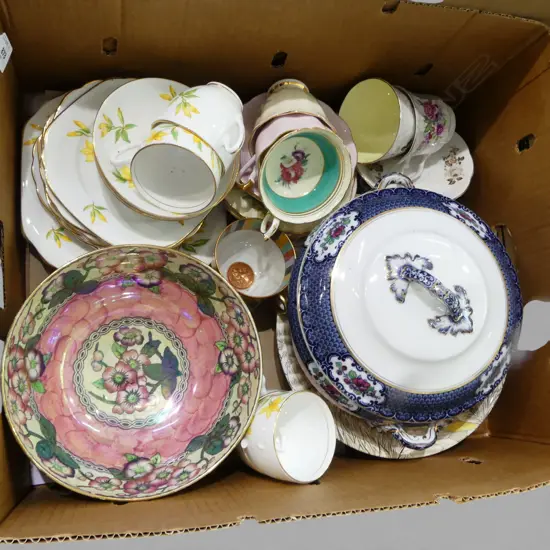 BOX OF ASSORTED CHINA CSPS ETC