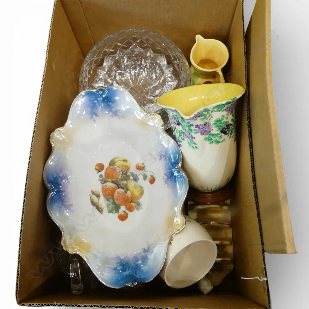 BOX OF ASSORTED CRYSTAL  & COLLECTORS CHINA Image 1++