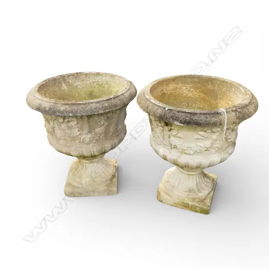 PR VINTAGE CONCRETE GARDEN PEDESTAL URNS classical form. Minor faults. H.465mm