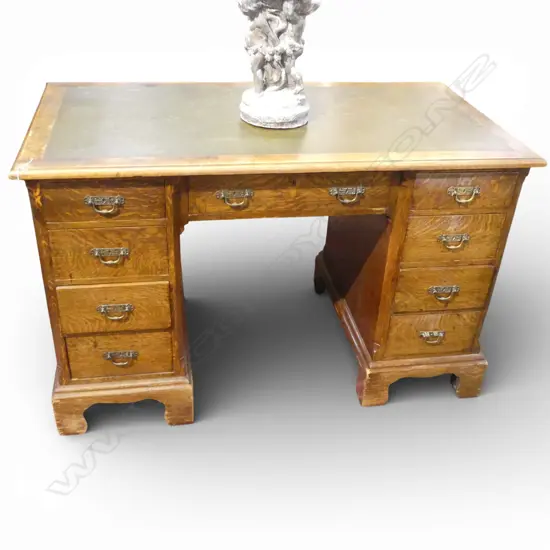 ANTIQUE OAK DESK 1220x640x760mm