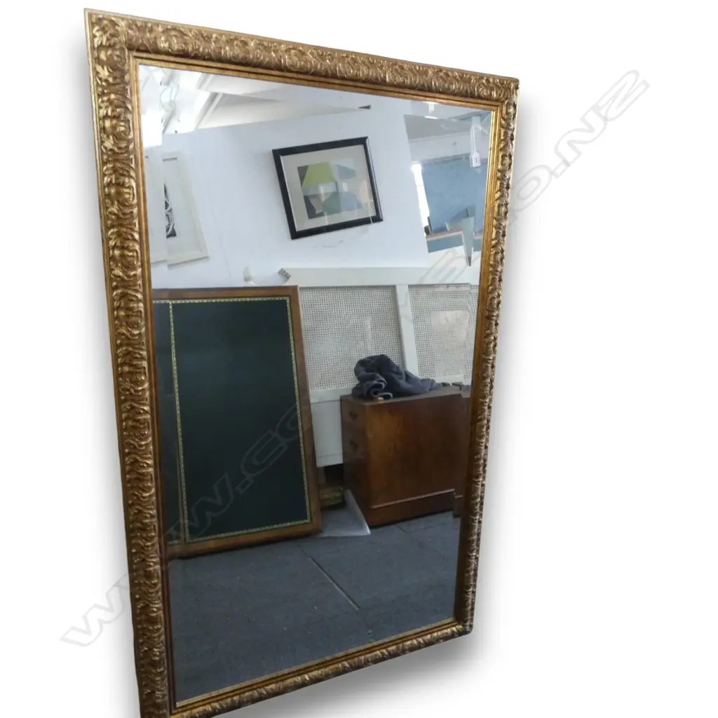 LG MIRROR 1025x1675mm Image 1++