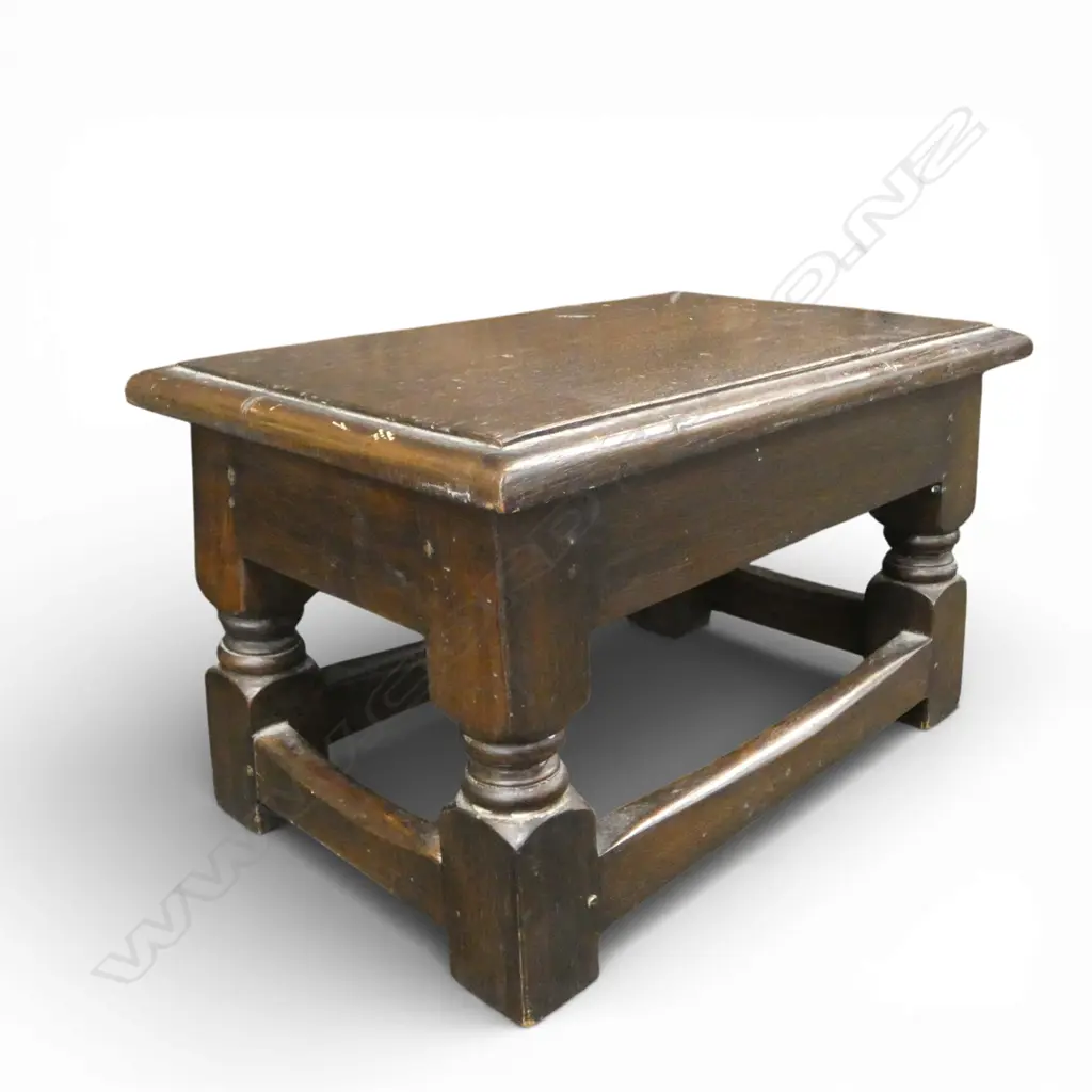WOODEN STOOL 460x280x260mm Image 1++