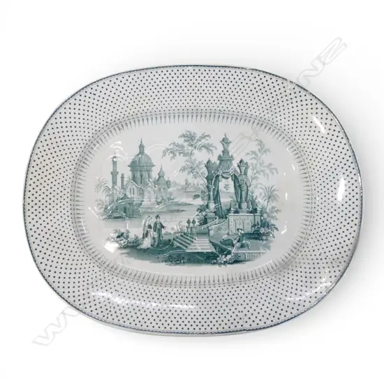 LG MEAT DISH, SMALL HAIRLINE 380x470mm