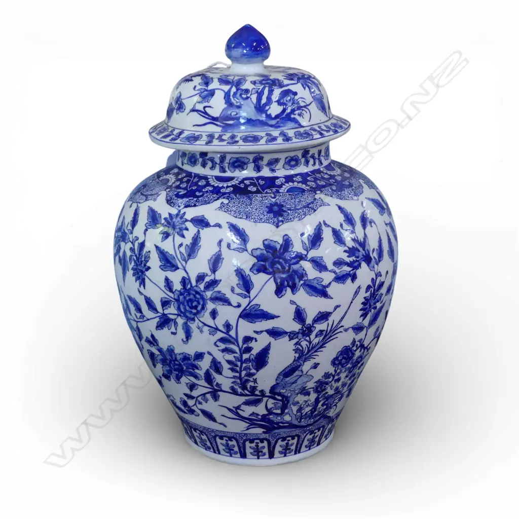 B/W LIDDED GINGER JAR H.370mm Image 1++