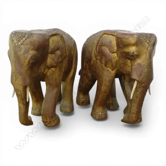 PR LARGE INDIAN RED LACQUERED & JEWELLED ELEPHANTS L.380mm