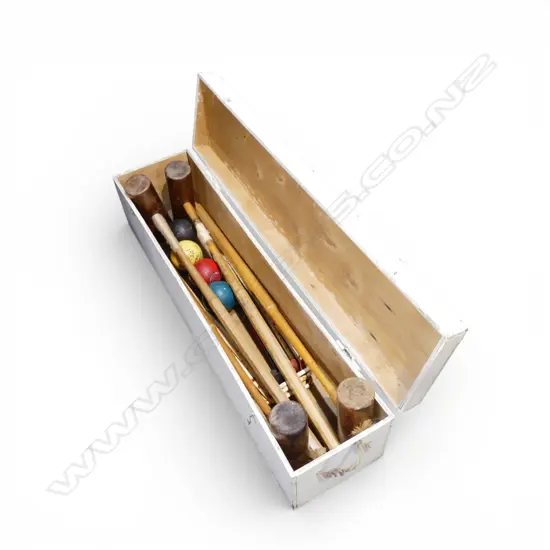 CROQUET SET IN WHITE PAINTED WOODEN BOX W.980mm