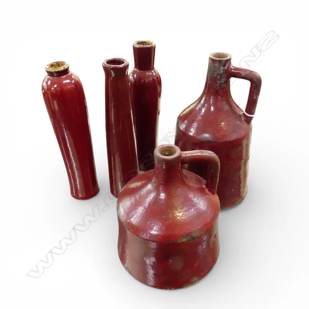 5 RED GLAZED VASES; 2 w. HANDLES H.305mm Image 1++