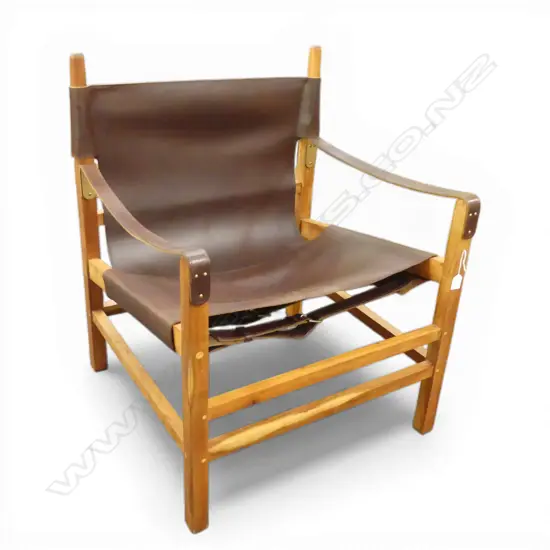 SAFARI STYLE BROWN TAN LEATHER DESIGNER RETRO LOUNGE CHAIR