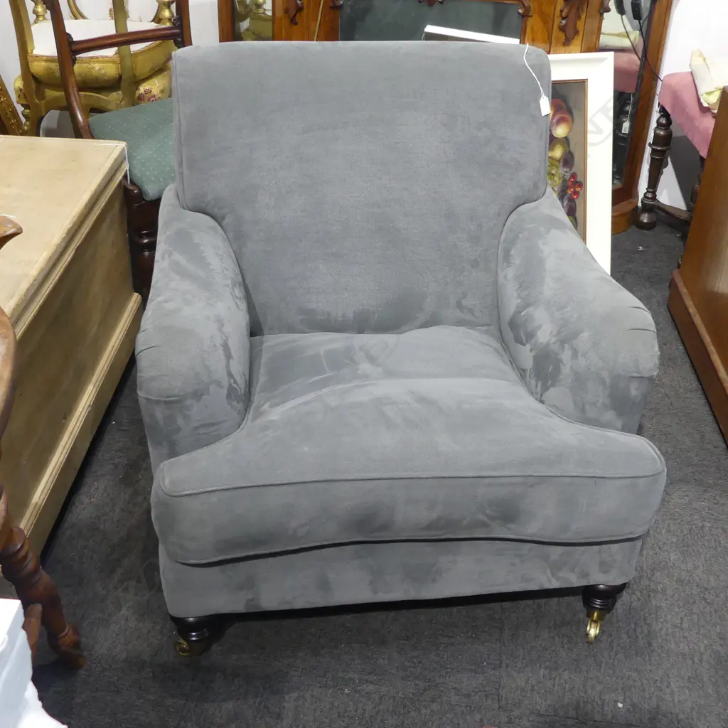 UPHOLSTERED ARMCHAIR H.800mm Image 1++