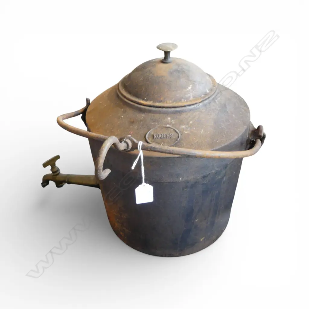 LARGE COLONIAL LIDDED CASTIRON SWING HANDLE FIRE COOKING POT WITH TAP H470MM Image 1++