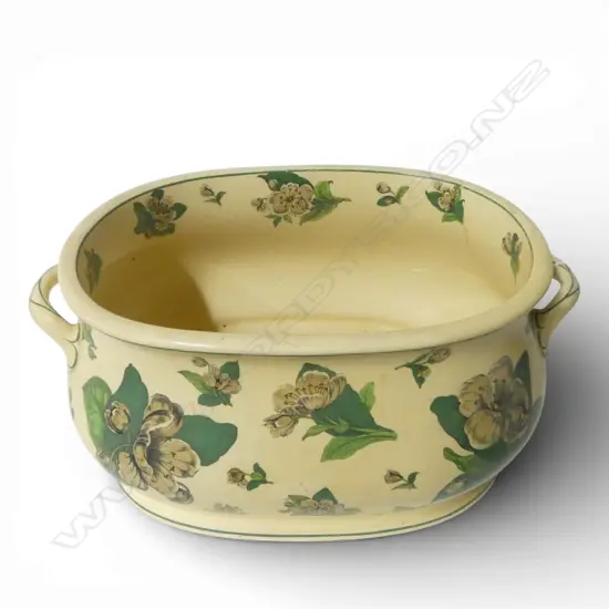 REPRODUCTION CHINA FOOTBATH WITH WHITE FLOWER GREEN LEAF REPEATING DECORATION W.500mm