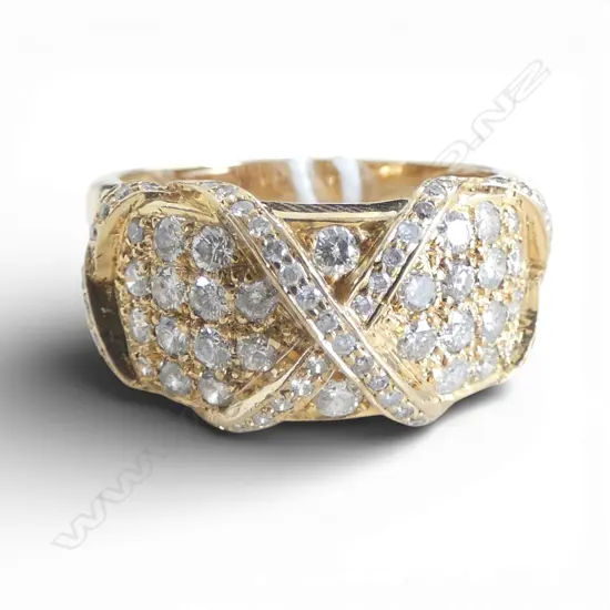 9ct GOLD & multi pave bead set DIAMOND RING X-form to the top. Size Q. 5.5gms 