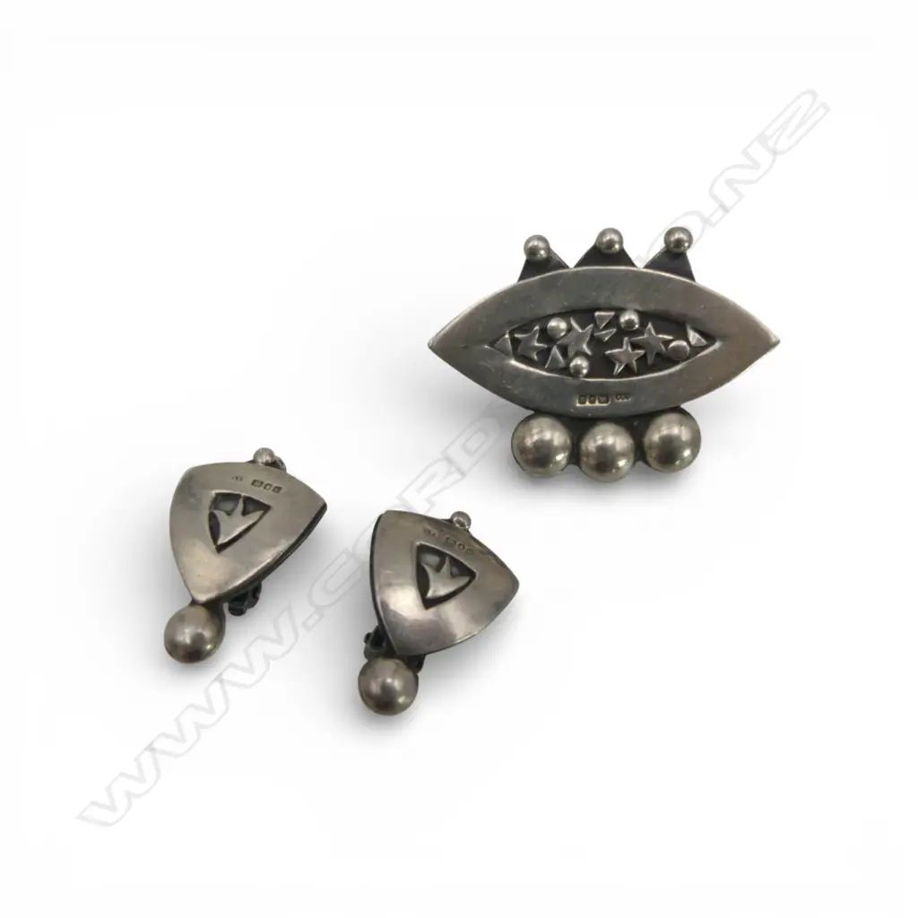 STG SILVER BROOCH & EARRING SET clip ons, english hallmarks 19.37gms Image 1++