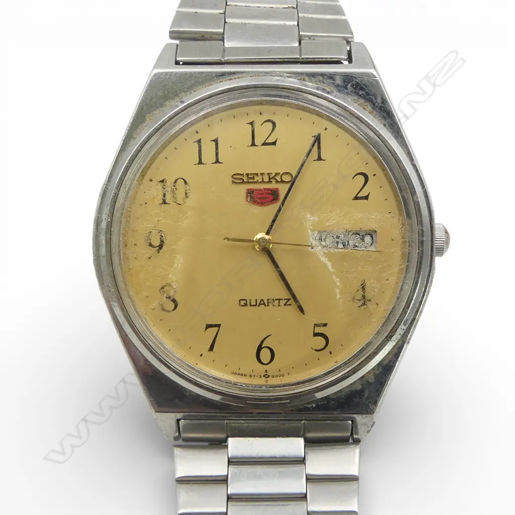 SEKIO DAY/DATE QUARTZ 5 WRISTWATCH Image 1++