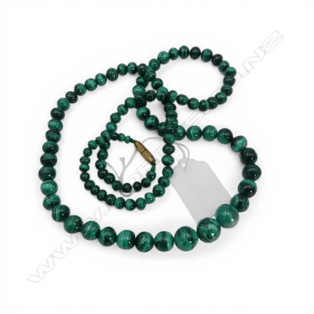 MALACHITE BEAD NECKLACE Image 1++