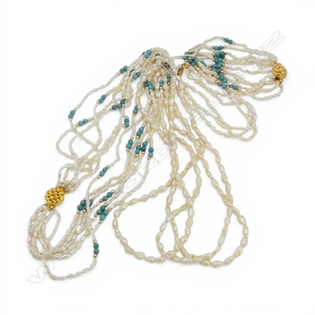 TWO FRESH WATER PEARL NECKLACES AND TWO BRACELETS Image 1++