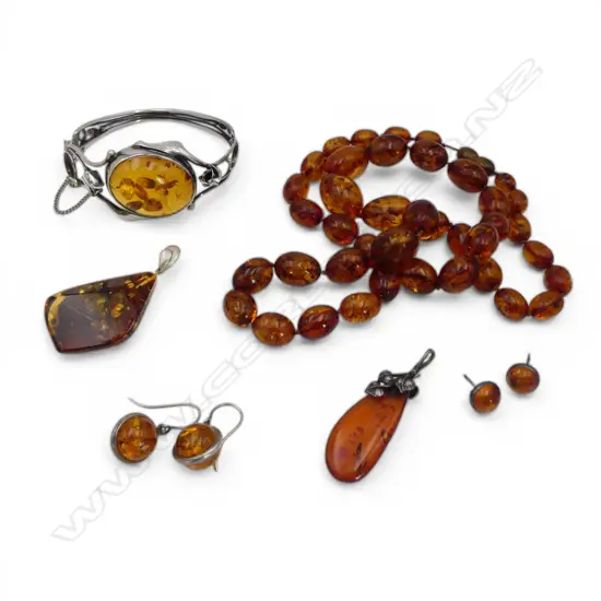 AMBER & SILVER BRACELET/NECKLACE/PENDANT/EARRINGS