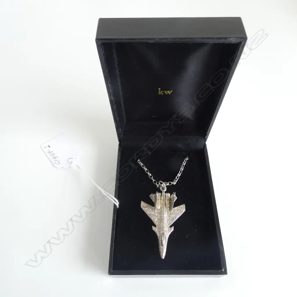 KAREN WALKER SILVER PLANE PENDANT on SILVER CHAIN, in original box, 20.19gm Image 1++