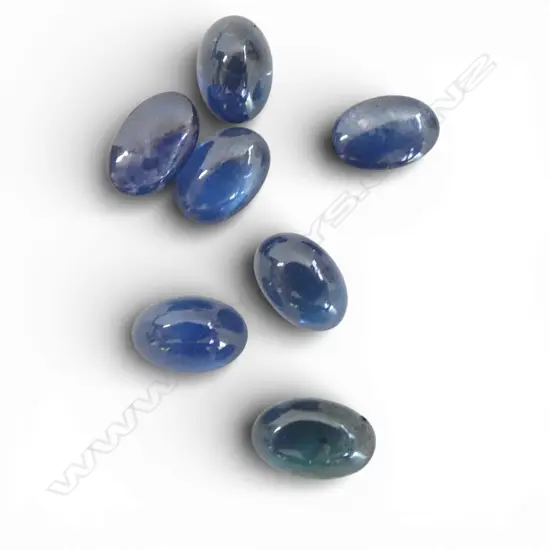 BOX 5CT SAPPHIRE CABOCHONS - SIZE 6MM X 4MM (7 STONES)