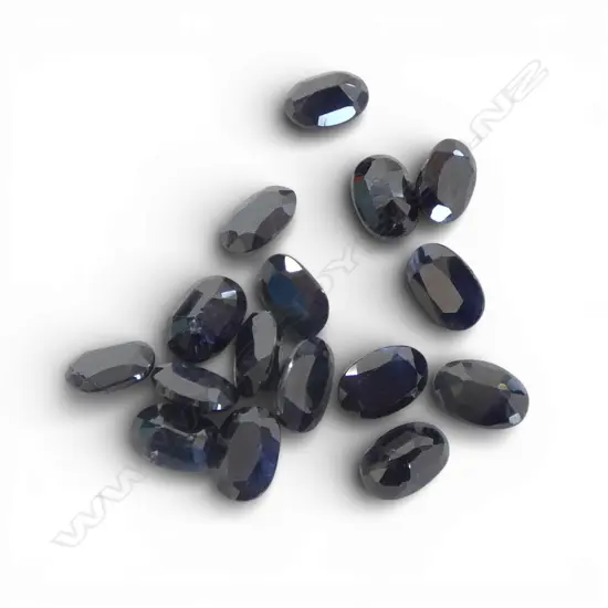 BAG OF 10ct FACETED OVAL SAPPHIRES - 6mm x 4mm (EACH)