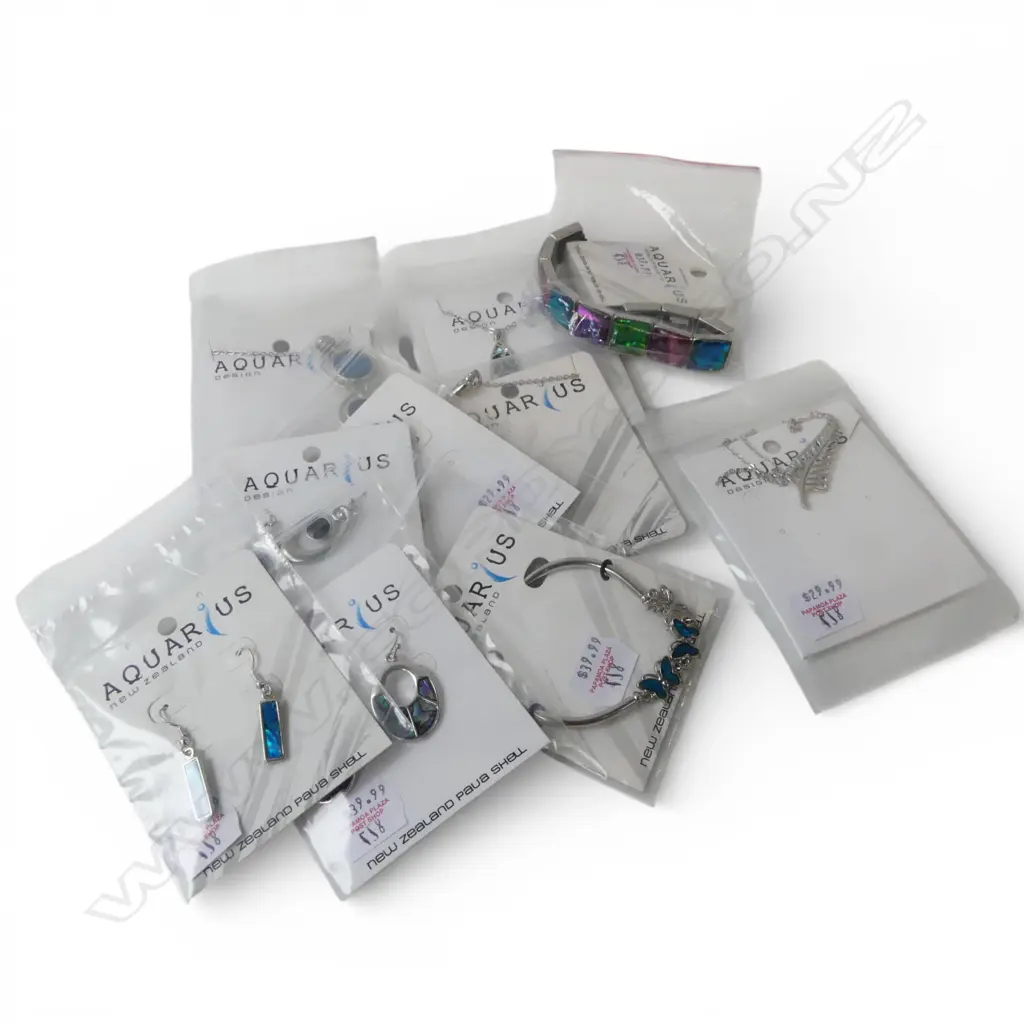 10 PCS CARDED PAUA SHELL JEWELLERY, new old stock Image 1++