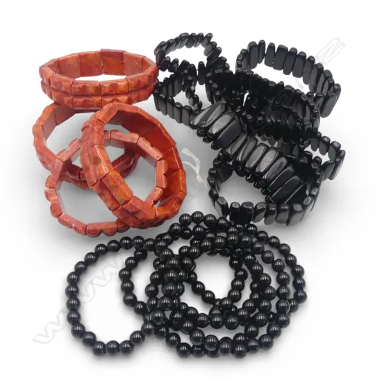 QTY BLK ONYX & CORAL BRACELETS, ELASTICISED, new old stock
