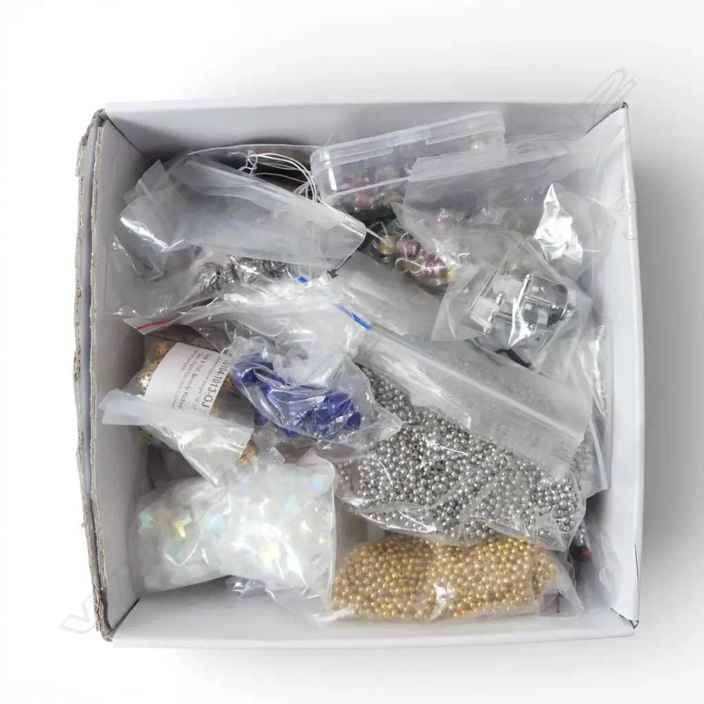 LRG QUANTITY LOOSE BEADS Image 1++